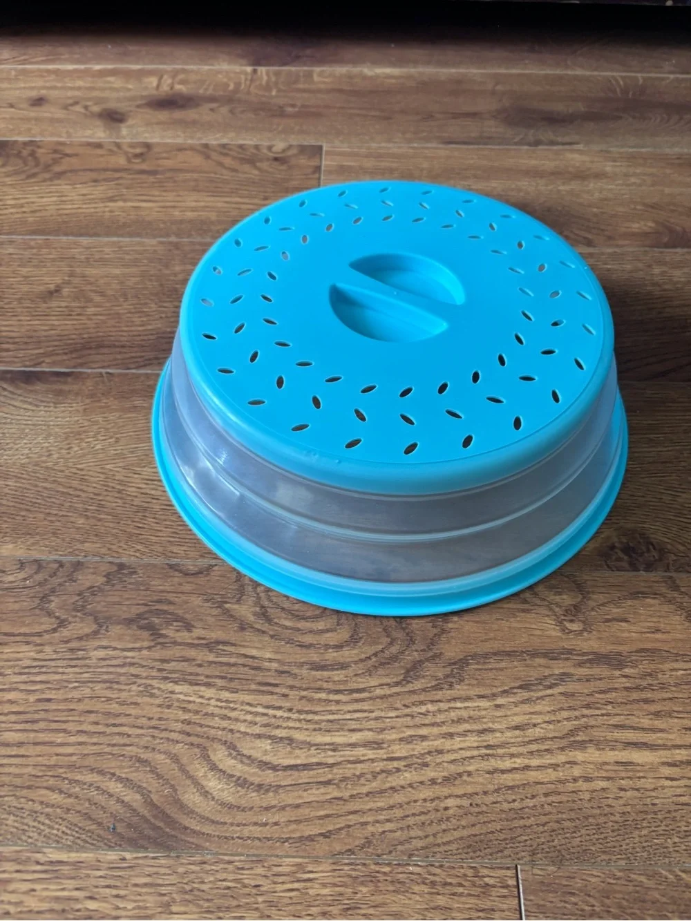 Blue Microwave Food Cover with Venting Lid